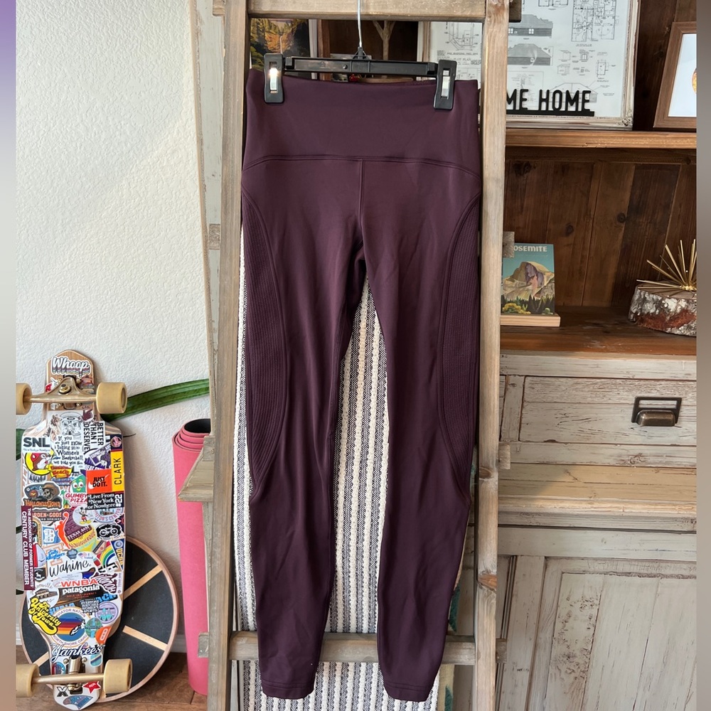 Lululemon women’s Fast as Fleece tight size 4